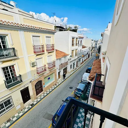 Luxury With Private Rooftop & Jacuzzi Apartment Nerja