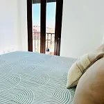 Apartment Luxury With Private Rooftop & Jacuzzi *