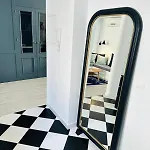 Luxury With Private Rooftop & Jacuzzi Apartment *