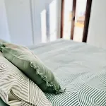 Luxury With Private Rooftop & Jacuzzi Apartment