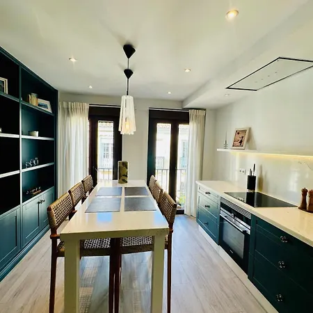 Luxury With Private Rooftop & Jacuzzi * Nerja