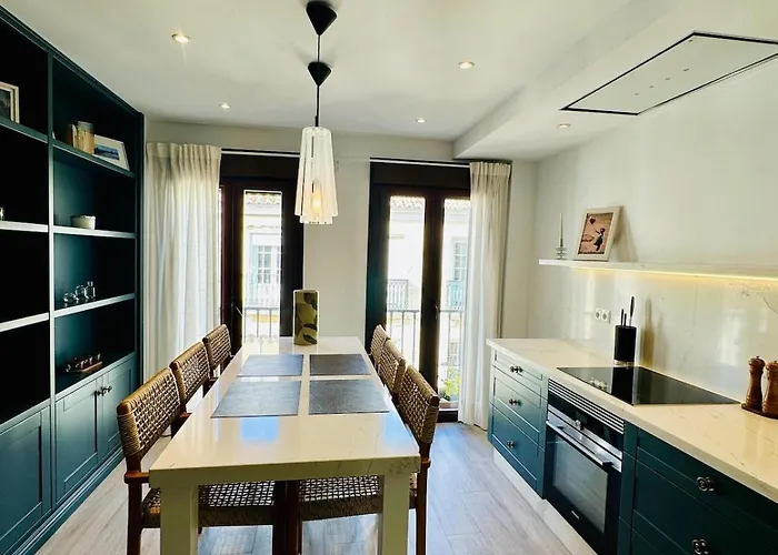 Luxury With Private Rooftop & Jacuzzi * Нерха