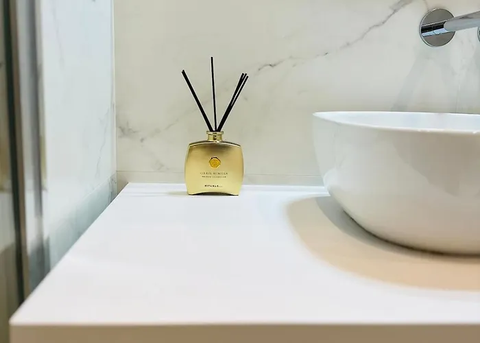 Luxury With Private Rooftop & Jacuzzi * Нерха