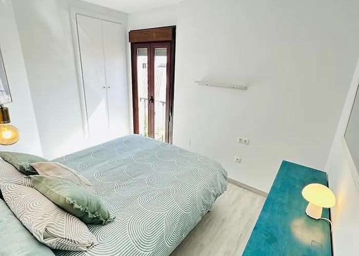 Апартаменты Luxury With Private Rooftop & Jacuzzi