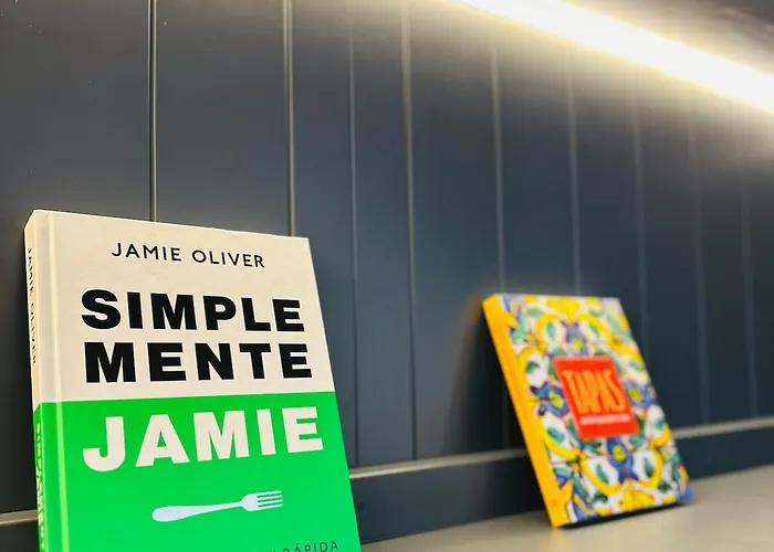 Luxury With Private Rooftop & Jacuzzi *