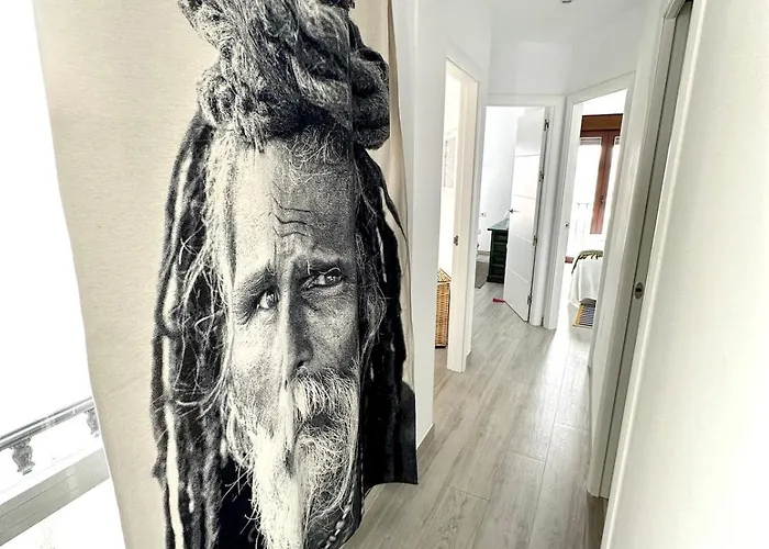 Апартаменты Luxury With Private Rooftop & Jacuzzi