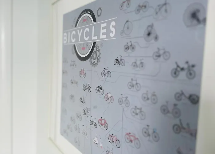 Апартаменты Luxury With Private Rooftop & Jacuzzi *