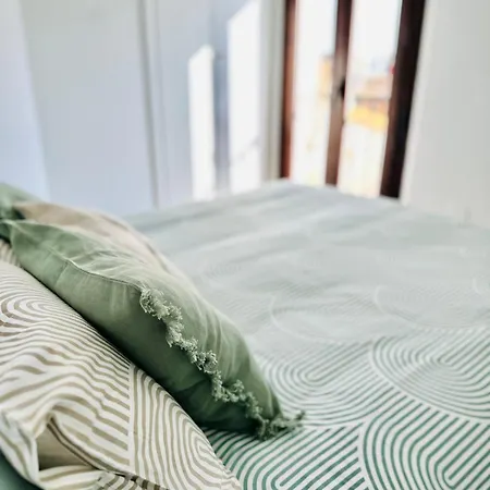 Luxury With Private Rooftop & Jacuzzi Daire
